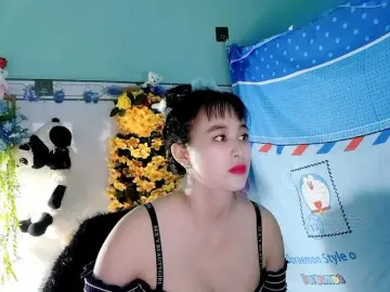 Youngsee69のBongacamsでセックスチャット