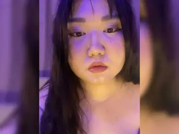 DebbieLuのBongacamsでセックスカメラ