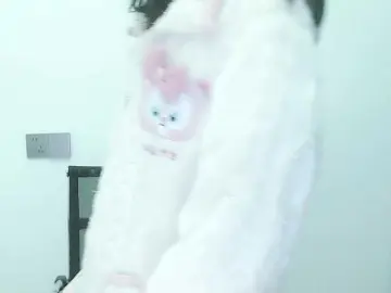 Selinababy99のBongacamsでアダルトカメラ配信