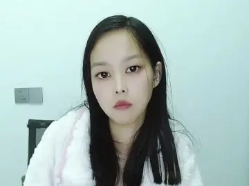 Selinababy99のBongacamsで人気のアダルト配信