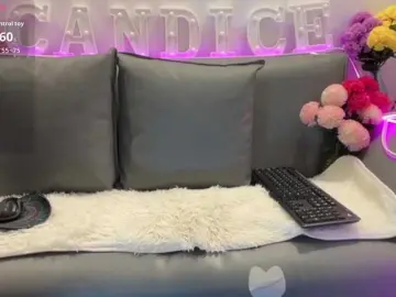 candiceloveeのBongacamsでライブセックス映像