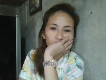 RedOrchidのBongacamsで今すぐ視聴可能なセックスカム