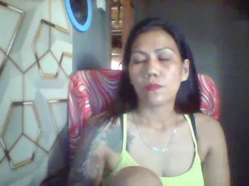 RarraのBongacamsで無料ライブポルノ