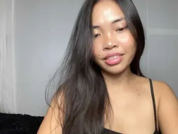 YumiiのBongacamsでアダルトカメラ配信