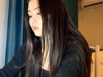 LatrishaAltigsのBongacamsでライブポルノ配信