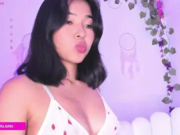 BellabillsのBongacamsでライブポルノ配信