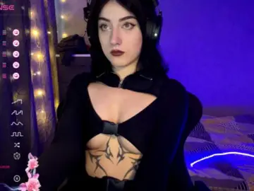 meowlulyのBongacamsでセックスカメラ