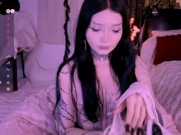 LeinboneのBongacamsでセックスカメラ