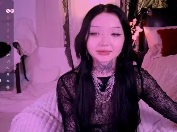 LeinboneのBongacamsでセックスカメラ