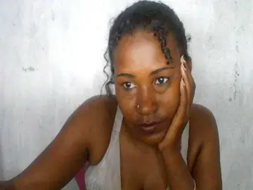 Aldah1のBongacamsで今すぐ視聴可能なセックスカム