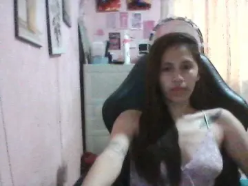 YourMochiiのBongacamsでアダルトカメラ配信