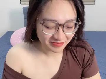 Selena295のBongacamsでアダルトカメラ配信