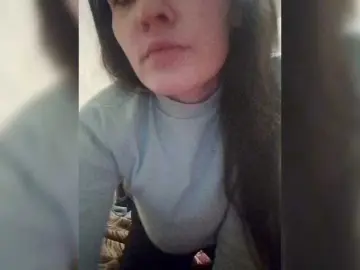 Sasha-69-1のBongacamsで無料ライブポルノ