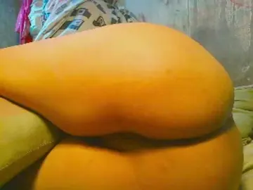 NaughtyWetPieXxのBongacamsで高画質ウェブカメラ