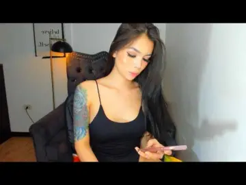 tgirljuliaのBongacamsで今すぐ視聴可能なセックスカム