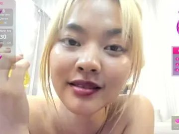 AlissaSkyのBongacamsで高画質ウェブカメラ