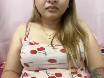 carolinexx03aのBongacamsでライブチャット