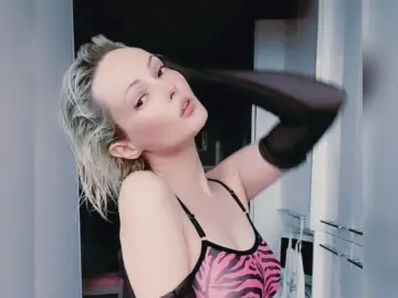 SoffyCrachのImliveでライブセックス映像