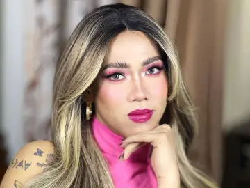 PreciousCumSlutのImliveでセックスチャット