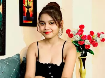 AdrianaReyezのLivejasminでセックスカメラ