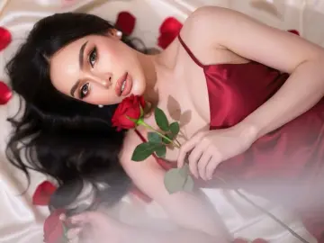 BeIIaFoxのLivejasminで無料ライブポルノ