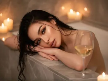 BeIIaFoxのLivejasminでヌードカメラ