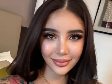 LucciaSantosのLivejasminで無料ポルノカメラ