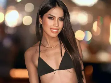 CapriceDivaのLivejasminでアダルトビデオチャット