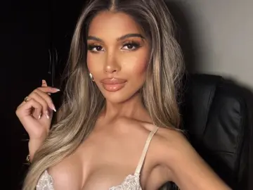 ShantalMollyのLivejasminでセックスカメラ