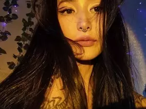 KellyAsianのMyfreecamsで今すぐ視聴可能なセックスカム