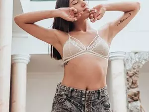 Missbaby8のMyfreecamsでプライベートチャット