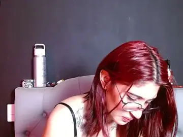 Red-moon1のStripchatでアダルトビデオチャット