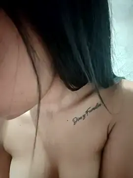 Zoe_Sweett18のStripchatでアダルトビデオチャット