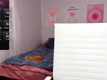 Geisha_AnnaのStripchatで無料ポルノカメラ