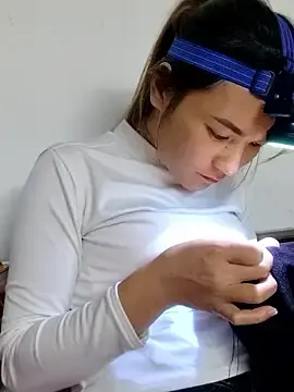 Wella-baeのStripchatで無料ポルノカメラ