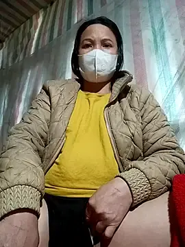 Love-Mama33のStripchatで無料ライブポルノ