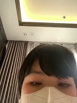 Your-SunnyのStripchatで最高のライブ配信