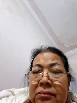 HotestloveのStripchatで無料ポルノカメラ