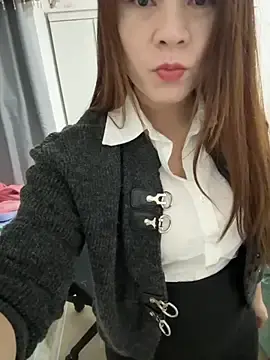 Asia-bbのStripchatでプライベートチャット