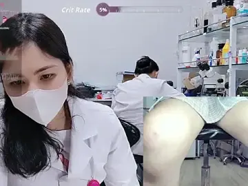 Kathylove_2023のStripchatで今すぐ視聴可能なセックスカム