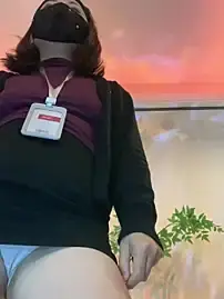 zhizhinaigaiのStripchatでアダルトカメラ配信