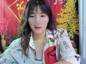 Julie_nguyenのStripchatでライブチャット