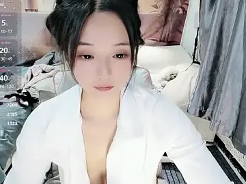 Susu-007のStripchatでアダルトカメラ配信