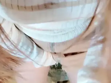 Hina-HappyのStripchatでセックスチャット