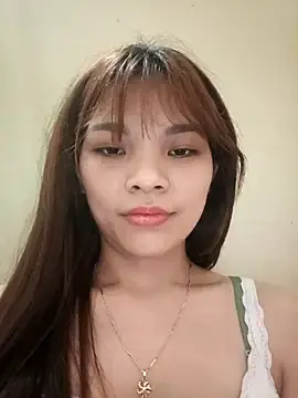 OcnguyetyのStripchatでアダルトカメラ配信