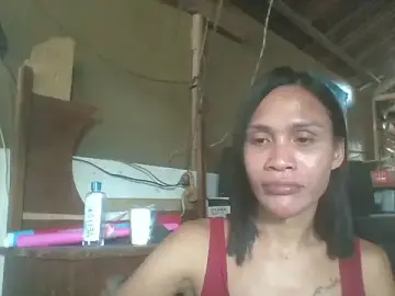 Sassy_ErikaのStripchatで高画質ウェブカメラ