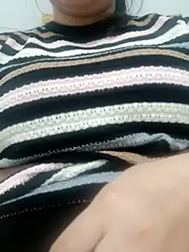 _Babyrose_のStripchatでライブポルノ配信