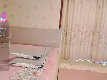 alinrongrongのStripchatでライブポルノ配信