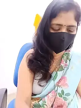 Lucky-DeepthiのStripchatでセックスカメラ