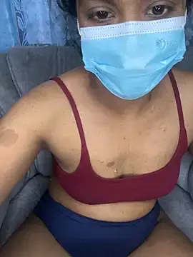 SukiyamaAsiaのStripchatでヌードカメラ